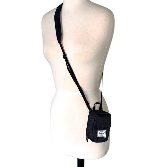 Herschel Supply Company Black adjustable strap Crossbody Bag - Picture 11 of 11